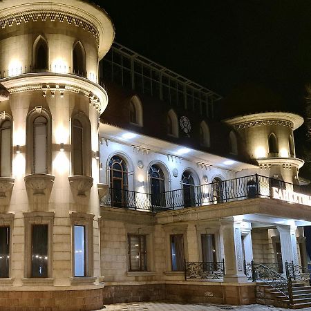Riverside Boutique Hotel Almatı Dış mekan fotoğraf