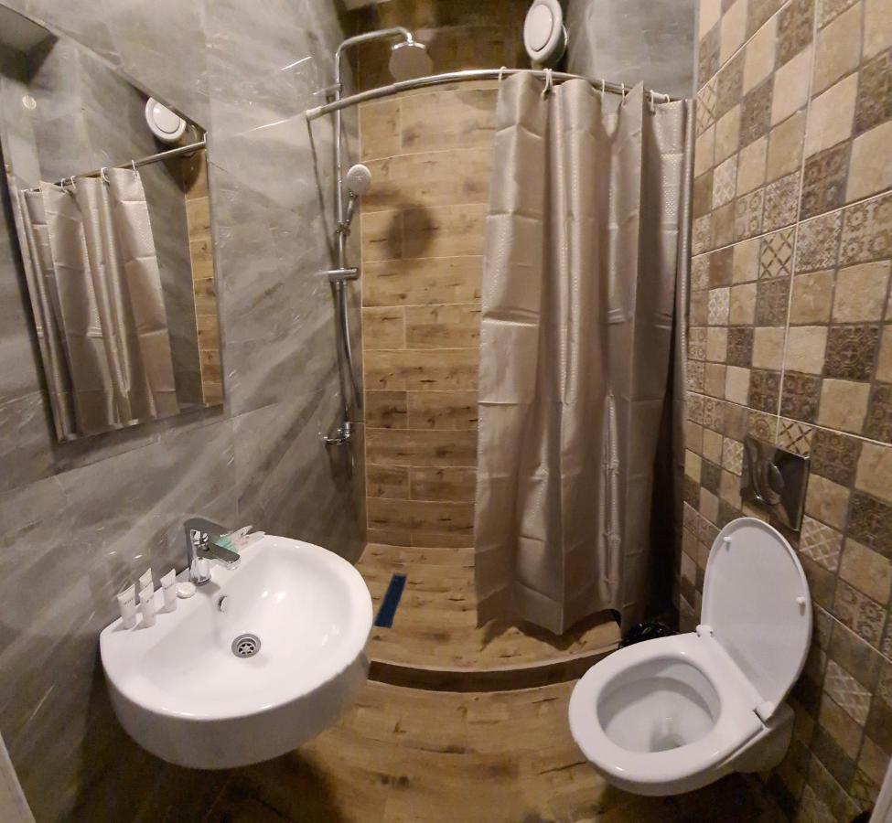 Riverside Boutique Hotel Almatı Dış mekan fotoğraf